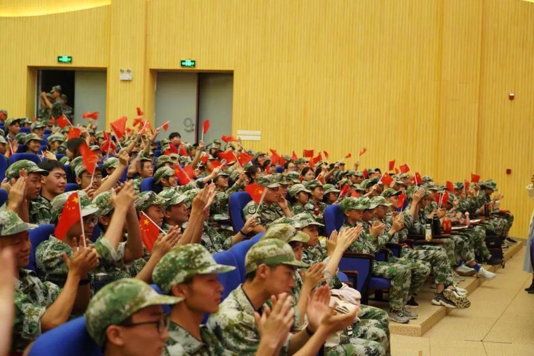 逃离粉红岛